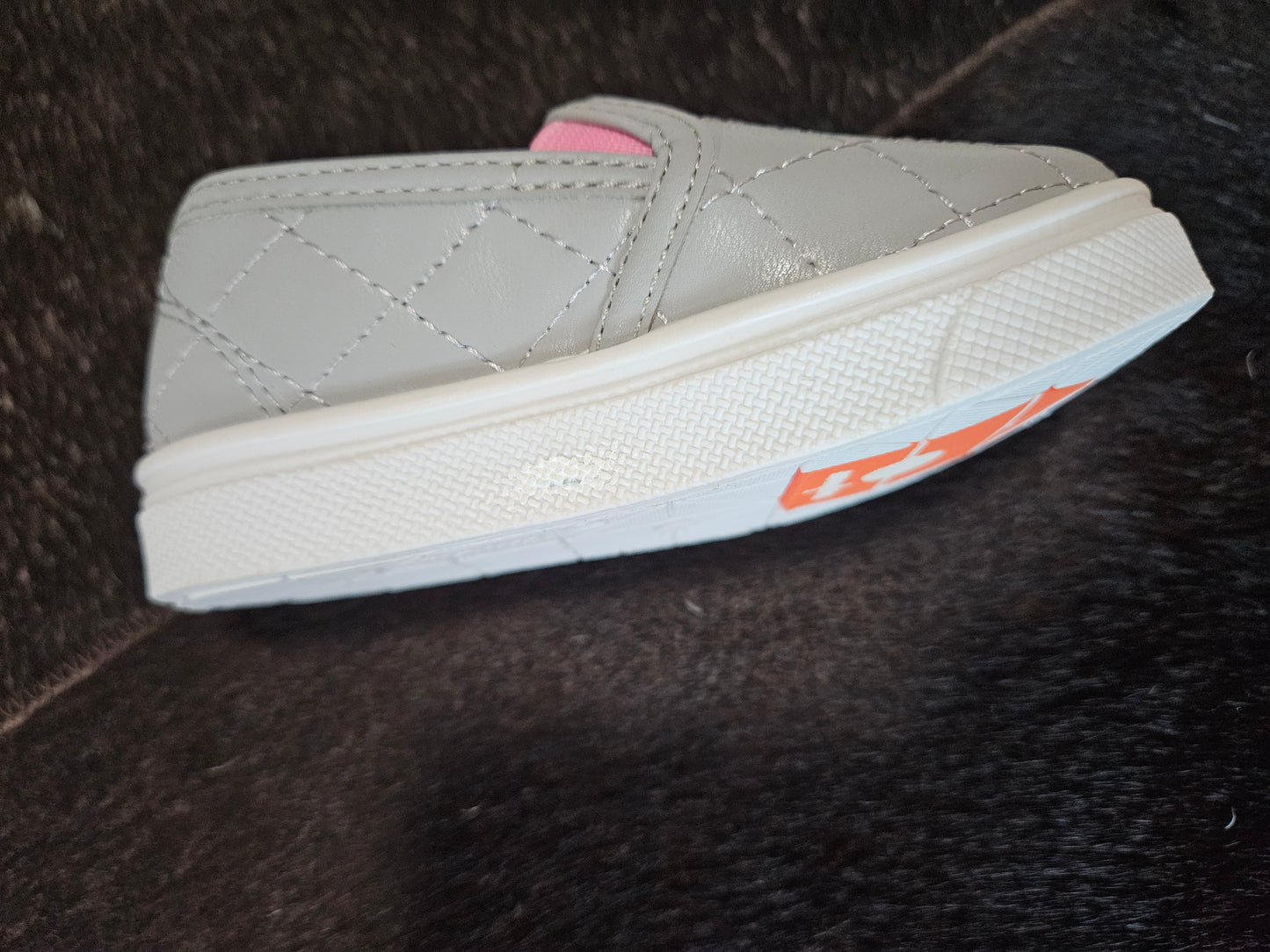 Madison Girls Slip On-DEFECTIVE
